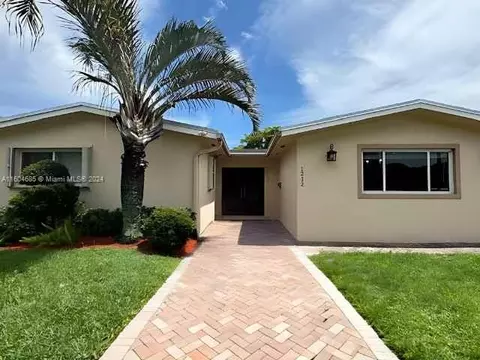 1212 NE 176th Ter, North Miami Beach, FL 33162