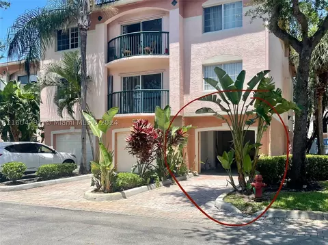 2009 SE 10th Ave #317, Fort Lauderdale, FL 33316