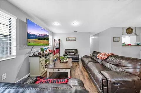 Other - 875 E 29th St, Hialeah, FL 33013 photo 6 of 13