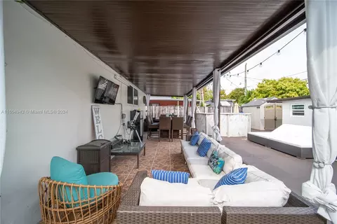 Other - 875 E 29th St, Hialeah, FL 33013 photo 8 of 13