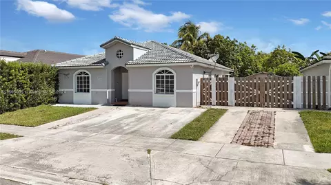 14353 SW 169th St, Miami, FL 33177