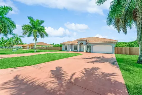 16963 SW 215th Ter, Miami, FL 33187
