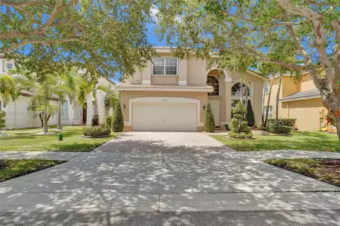 16460 SW 30th St, Miramar, FL 33027