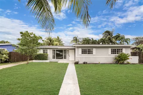 1060 SW 49th Ter, Plantation, FL 33317