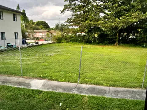 10430 SW 179th St, Miami, FL 33157