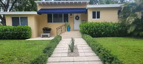 5881 SW 13th St, West Miami, FL 33144