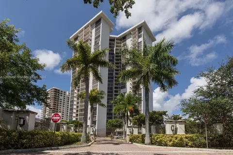 18181 NE 31st Ct #406, Aventura, FL 33160