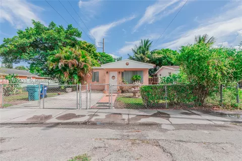 3600 NW 97th St, Miami, FL 33147