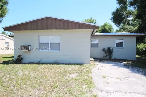 2656 NW 5th St, Okeechobee, FL 34972
