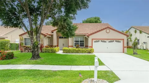 9671 SW 14th Pl, Davie, FL 33324