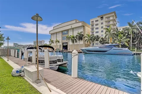 1700 SE 15th St #109, Fort Lauderdale, FL 33316