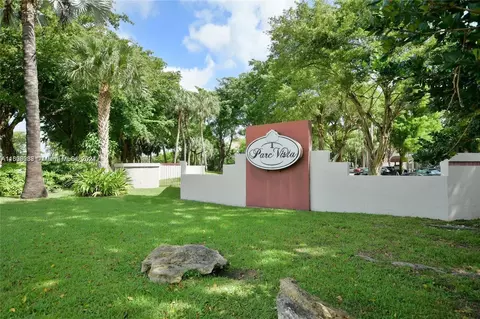14052 SW 91st Ter #14052, Miami, FL 33186