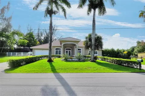 5020 SW 196th Ln, Southwest Ranches, FL 33332