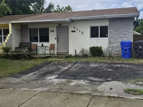 6712 SW 18th Ct, North Lauderdale, FL 33068