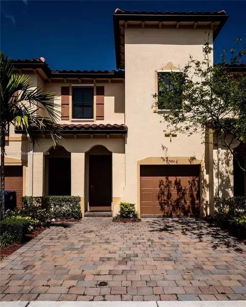 17451 SW 153rd Ct #17451, Miami, FL 33187