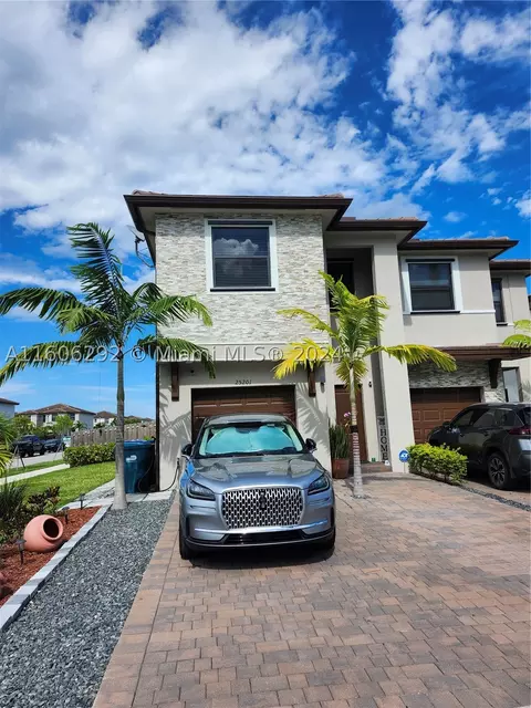 25201 SW 109th Ave, Homestead, FL 33032