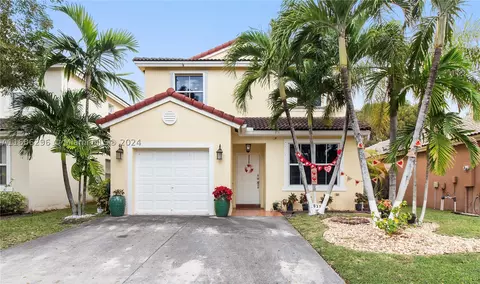 2037 SE 14th Ct, Homestead, FL 33035
