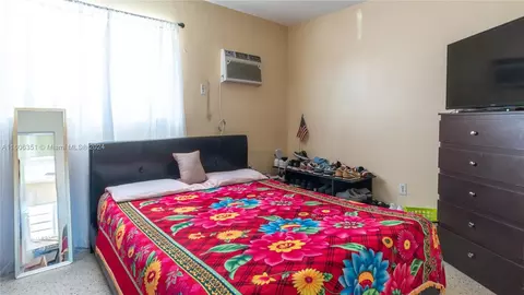 23 W 13th St, Hialeah, FL 33010 photo 16