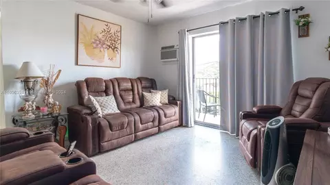23 W 13th St, Hialeah, FL 33010 photo 28