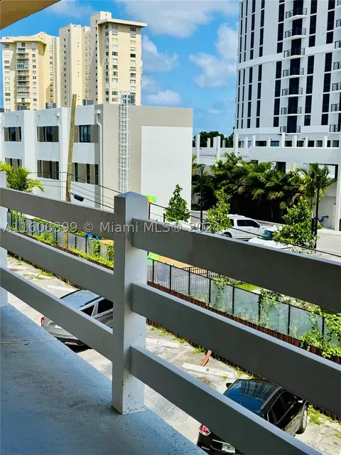 1600 NE 114th St #310, Miami, FL 33181