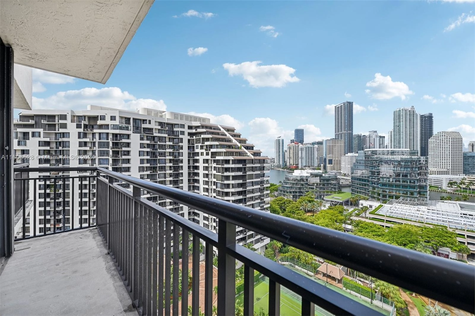 540 Brickell Key Dr Unit 1807  