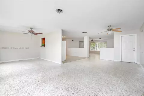 1607 Seabrook Rd, Jupiter, FL 33469 photo 8