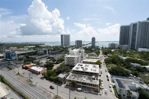 121 NE 34th St #1706, Miami, FL 33137
