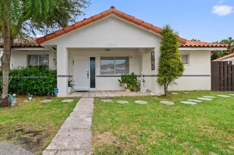 11267 SW 73rd Ln, Miami, FL 33173