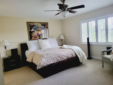 6301 N Falls Cir Dr #401, Lauderhill, FL 33319