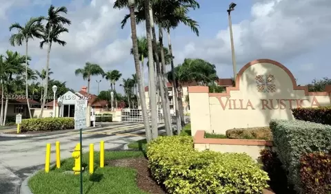 18890 NW 57th Ave #108, Hialeah, FL 33015