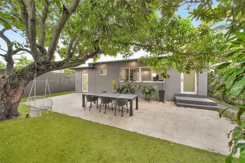 2263 SW 21st Ter, Miami, FL 33145
