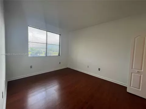 Undisclosed, Hialeah, FL 33015 photo 17
