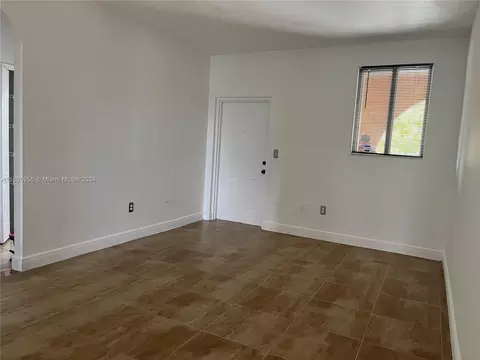 Undisclosed, Hialeah, FL 33015 photo 6