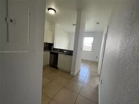 Undisclosed, Hialeah, FL 33015 photo 9