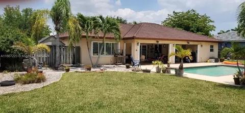 12926 SW 211th Ter, Miami, FL 33177