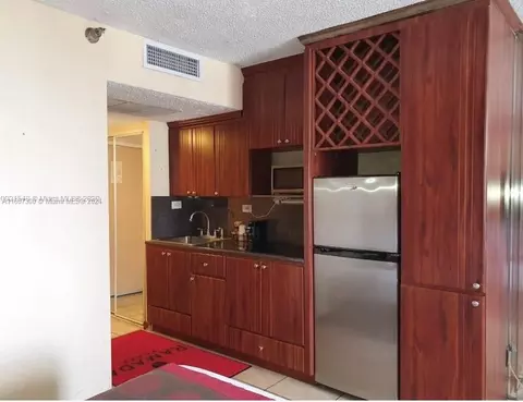 19201 Collins Ave #428, Sunny Isles Beach, FL 33160