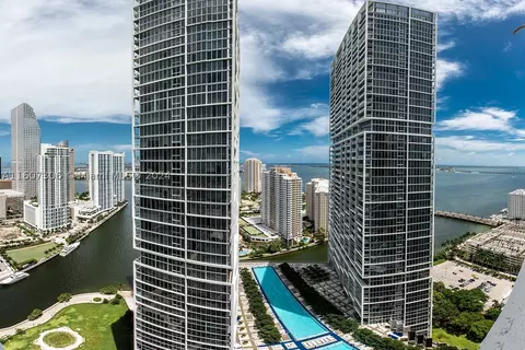 475 Brickell Ave #5009, Miami, FL 33131
