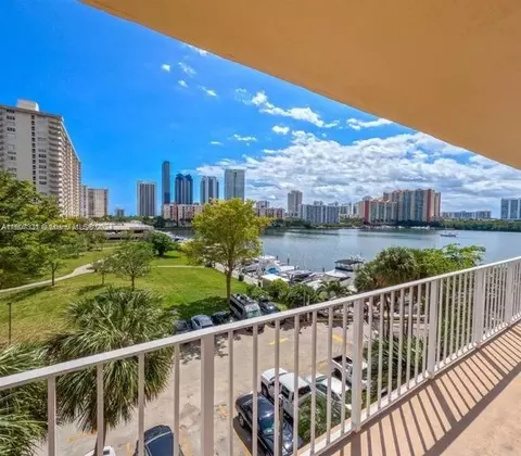 290 174th St #516, Sunny Isles Beach, FL 33160