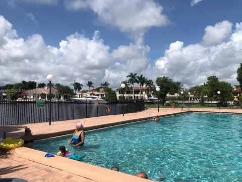 701 Three Islands Blvd #304, Hallandale Beach, FL 33009