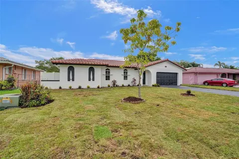 2762 NW 120th Way, Coral Springs, FL 33065