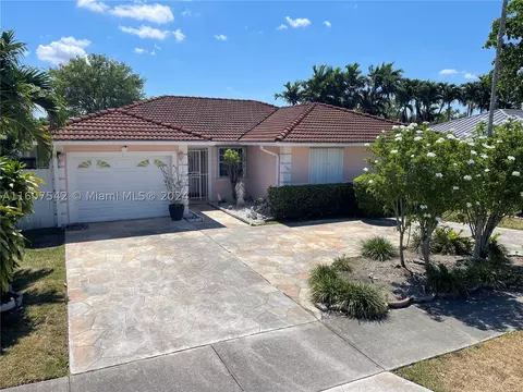 15425 SW 144th Pl, Miami, FL 33177