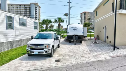Undisclosed, Jensen Beach, FL 34957