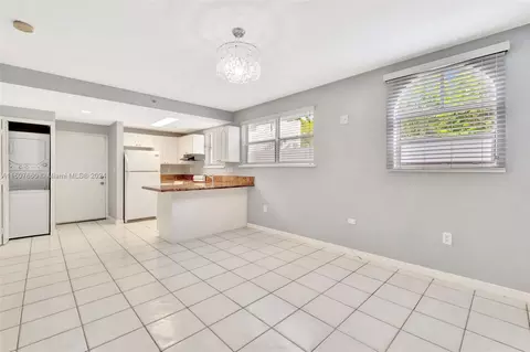 3052 SW 27th Ave #102, Miami, FL 33133