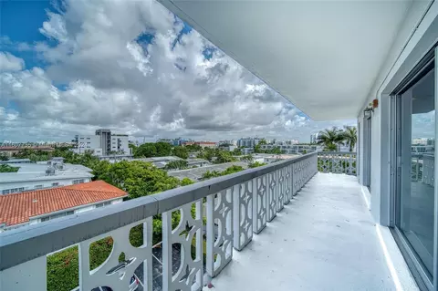 9700 E Bay Harbor Dr #508, Bay Harbor Islands, FL 33154
