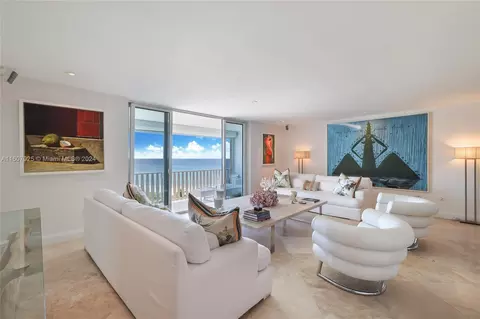 200 Ocean Lane Dr #907, Key Biscayne, FL 33149