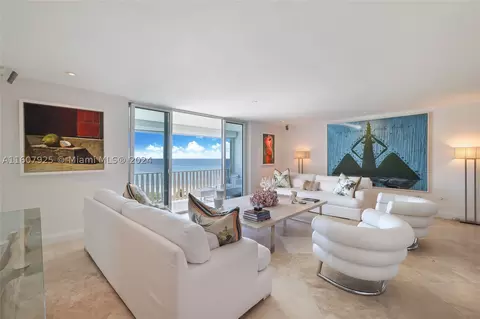 200 Ocean Lane Dr #907, Key Biscayne, FL 33149