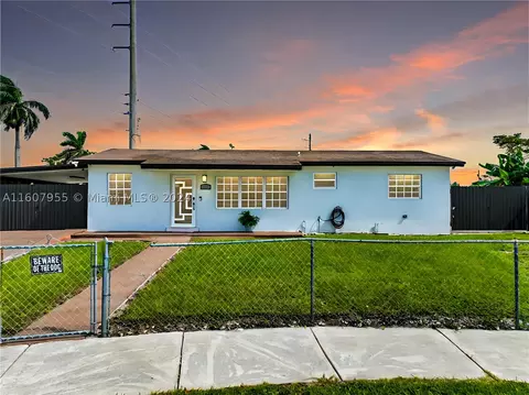 15623 SW 292nd Ter, Homestead, FL 33033
