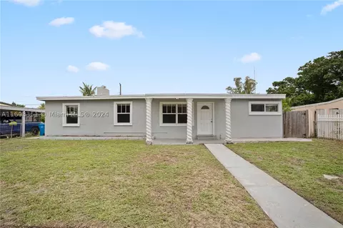 3740 SW 44th Ave, West Park, FL 33023