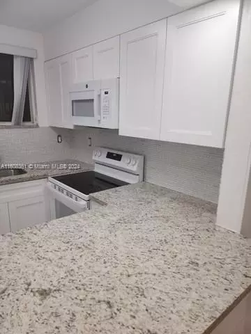 14930 SW 82nd Ter #16-104, Miami, FL 33193