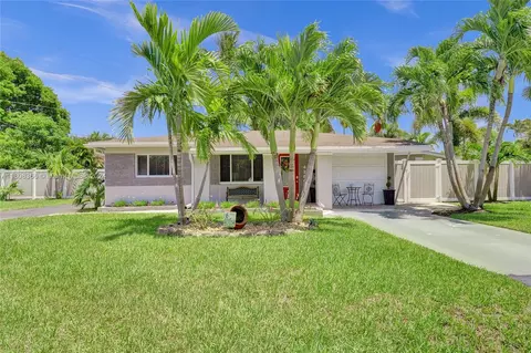 4280 NE 1st Ter, Oakland Park, FL 33334